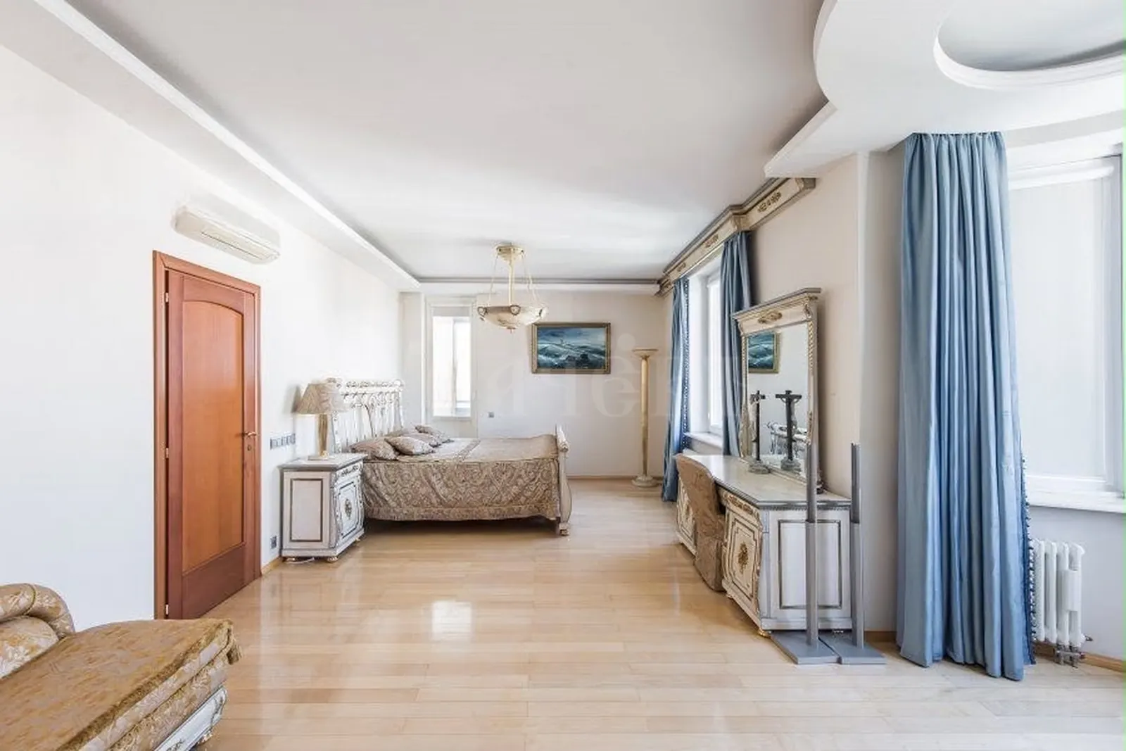 4-комнатная квартира 218,5 м² в ЖК «Квартал на Ленинском»