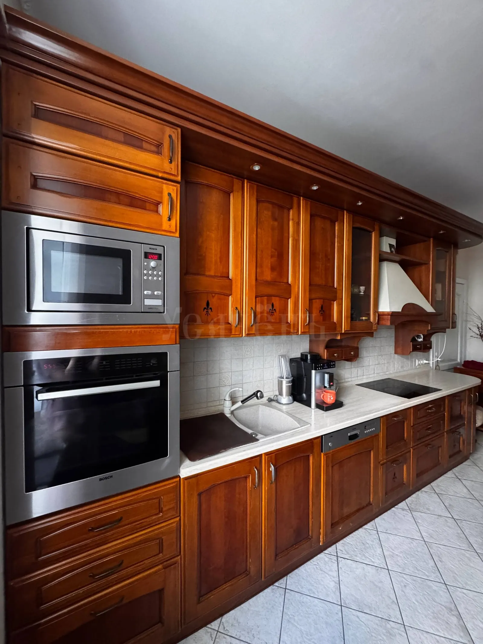 4-комнатная квартира 249,8 м²