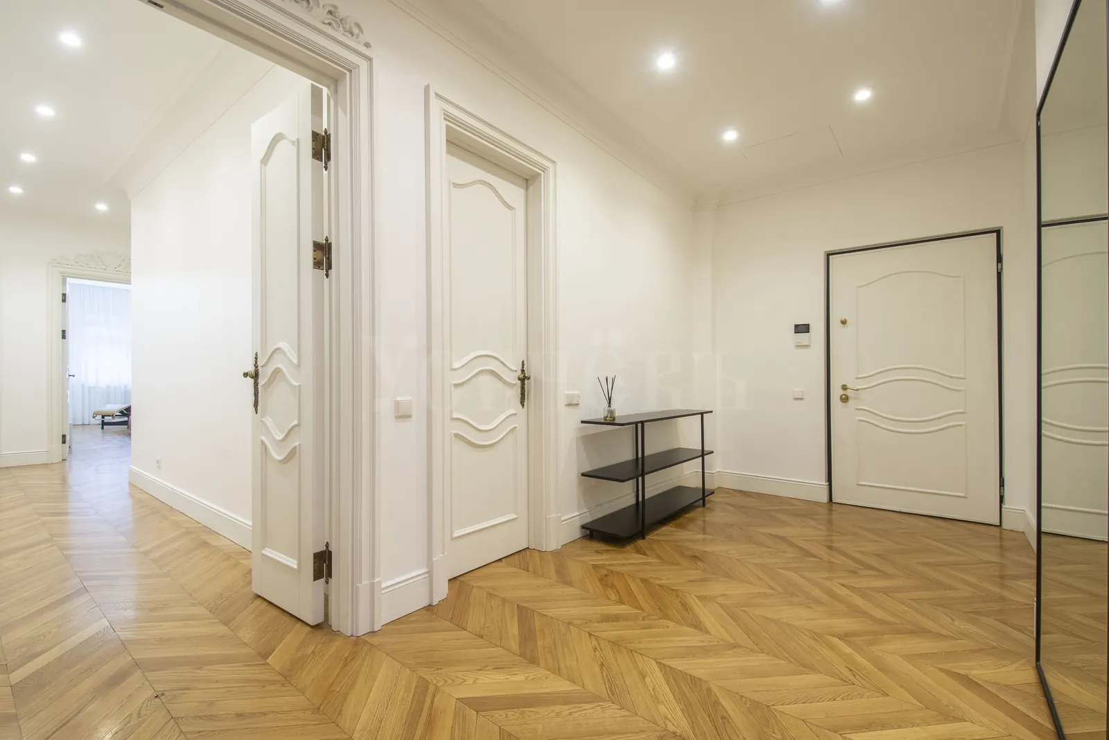4-комнатная квартира 255,7 м² в ЖК «Остоженка Парк Палас»