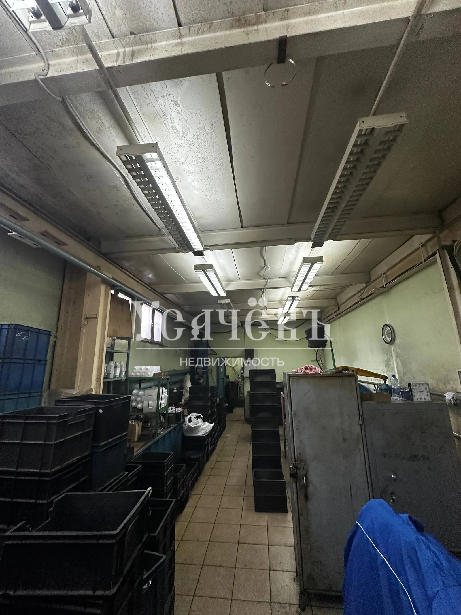 Коммерческое помещение 1 335,7 м²