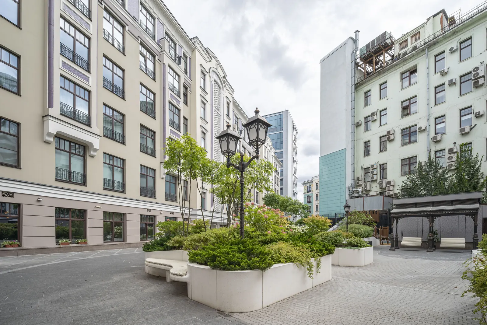 2-комнатная квартира 77,4 м² в ЖК «De Luxe квартал апартаментов Театральный Дом»