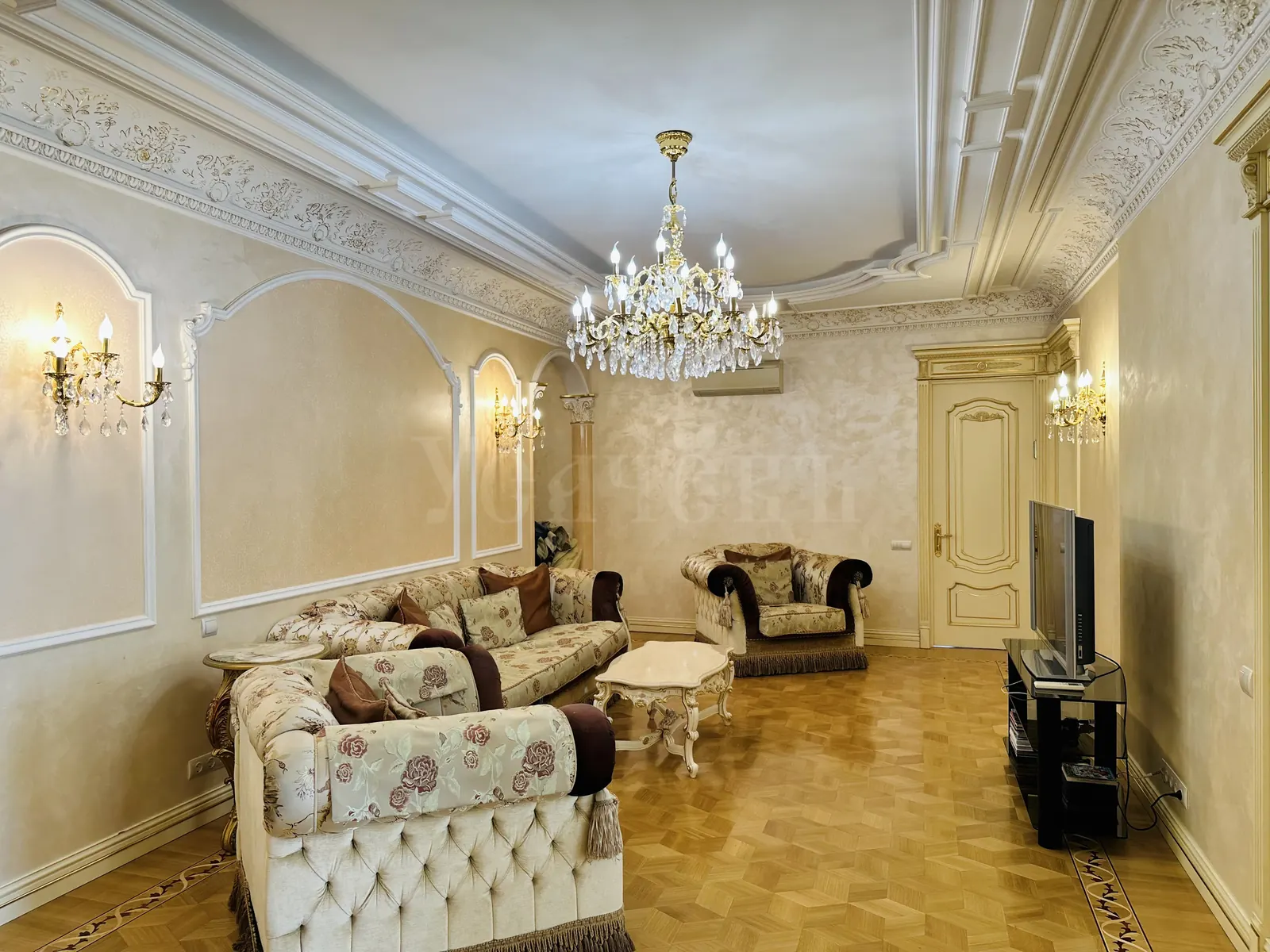 5-комнатная квартира 190,8 м² в ЖК «Миракс Парк»