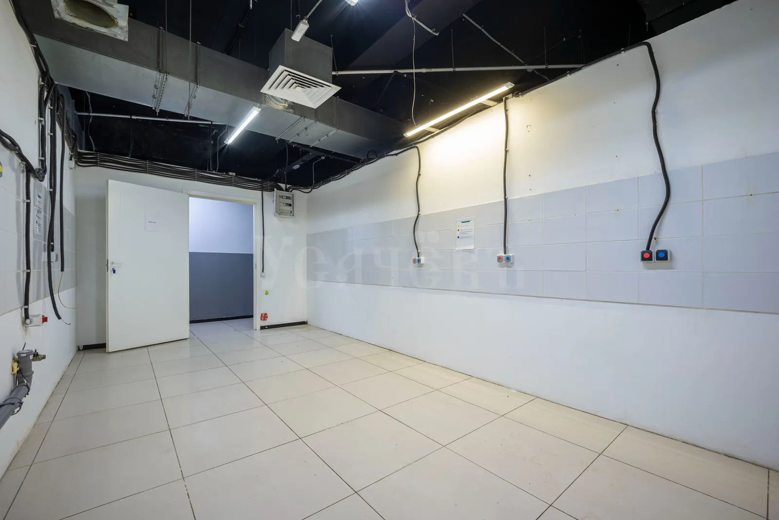 Коммерческое помещение 314,1 м²
