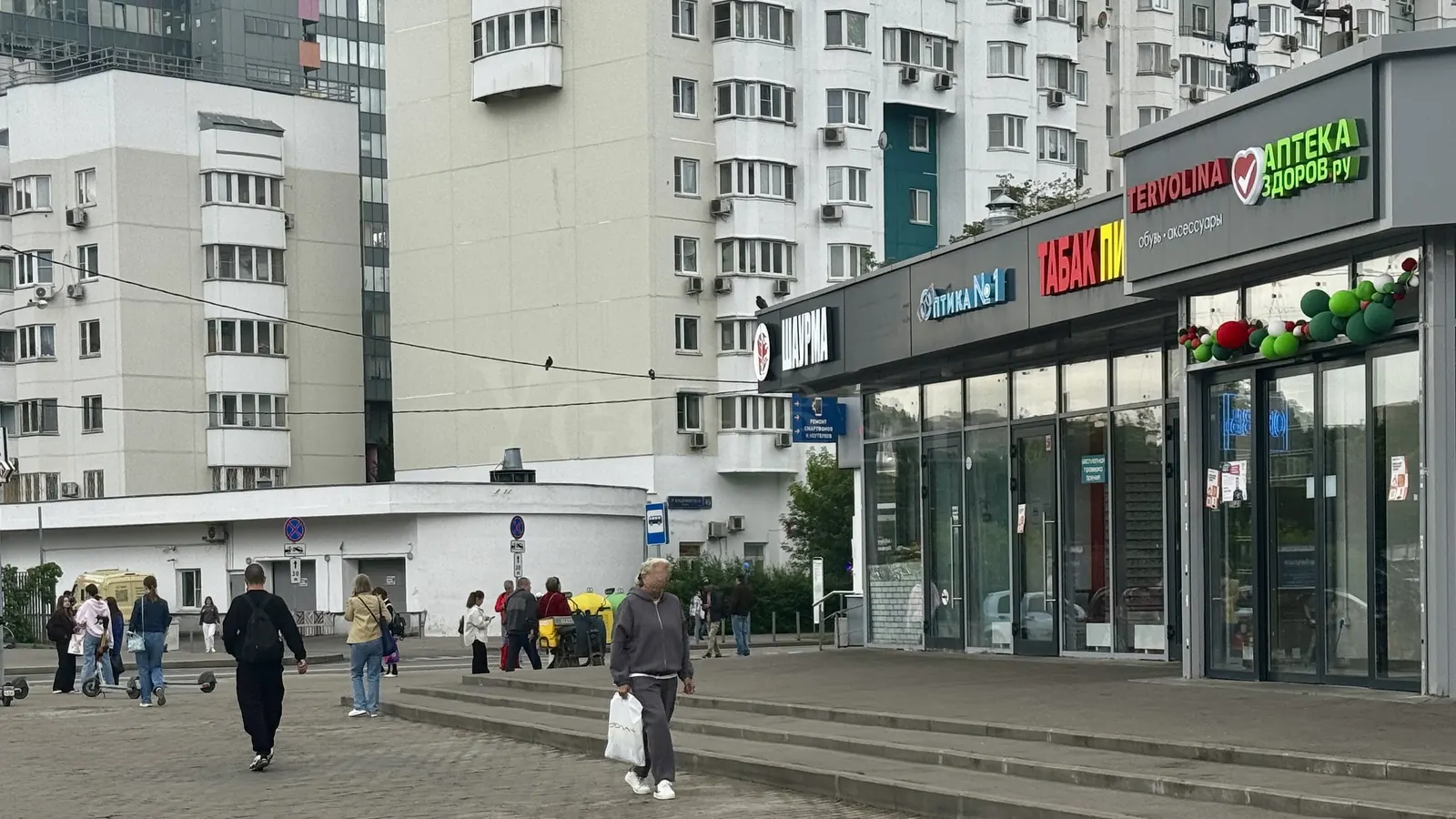 Коммерческое помещение 359 м²