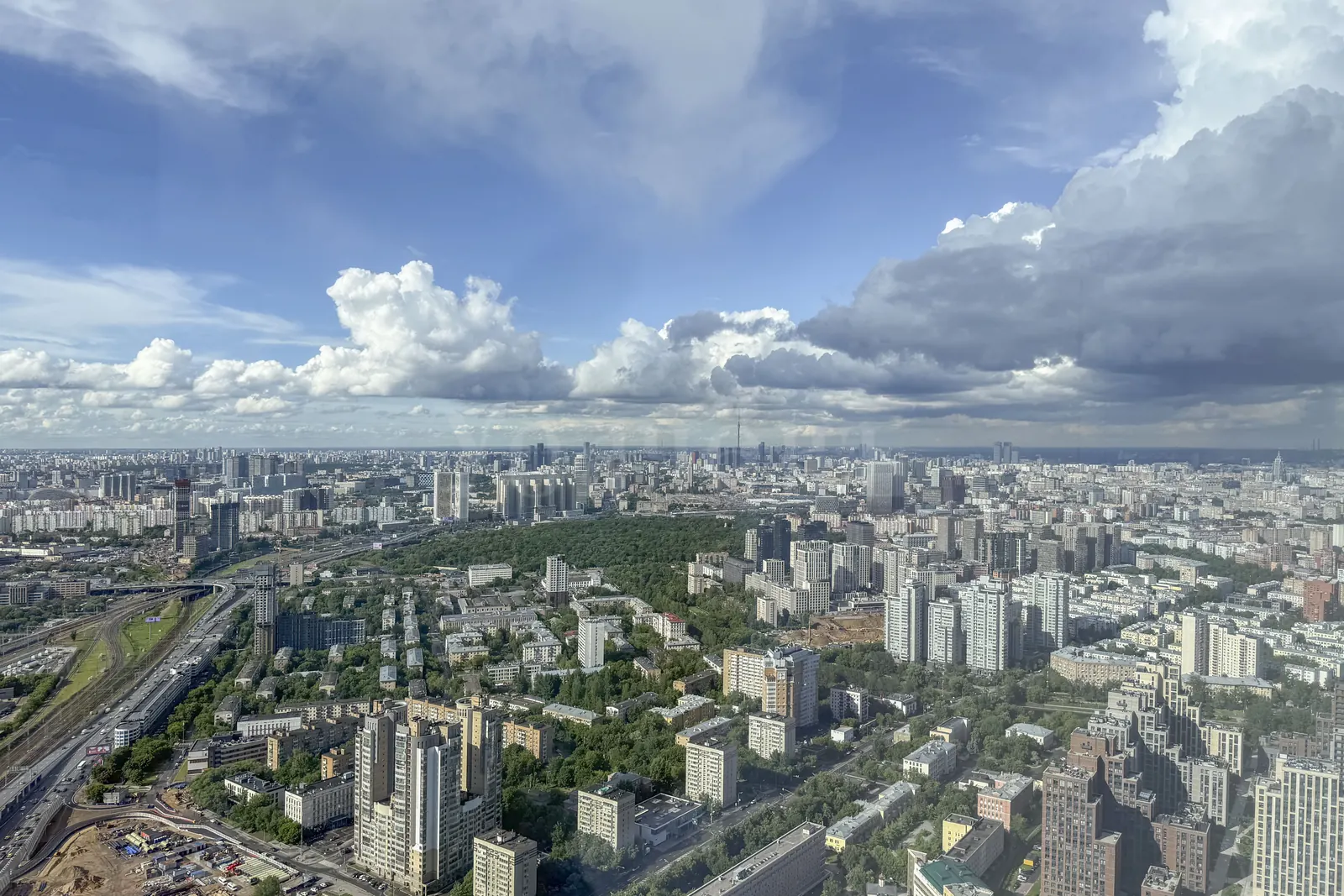 2-комнатная квартира 112,7 м² в ЖК «NEVA TOWERS»