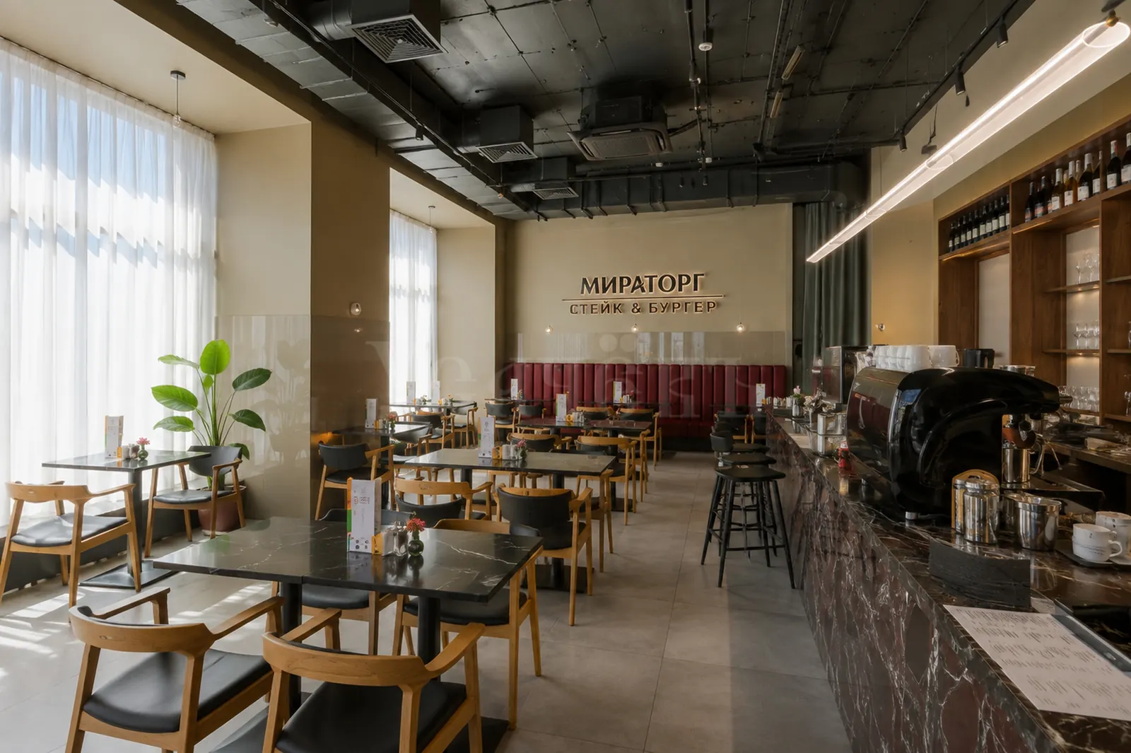 Коммерческое помещение 145,8 м²