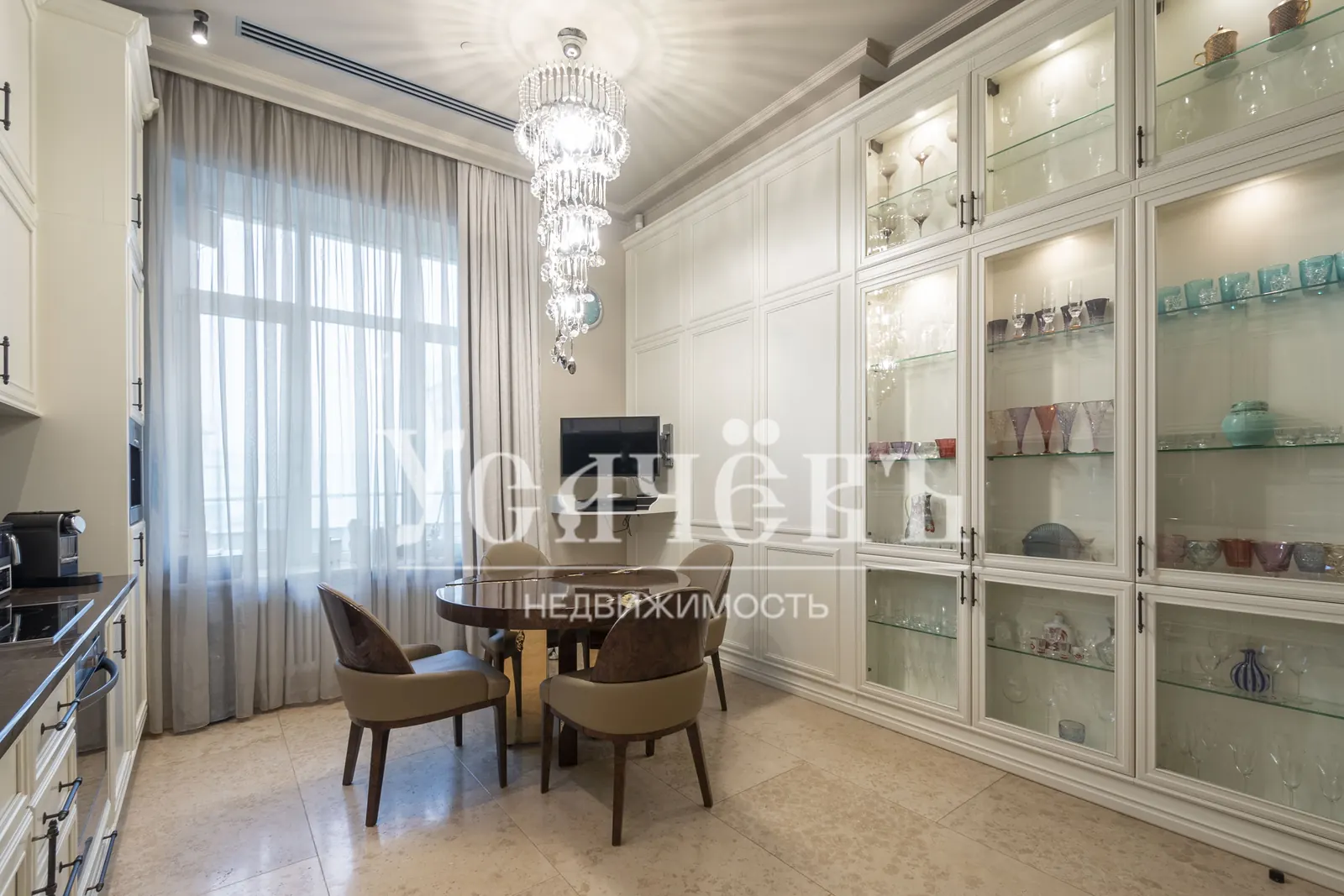 Квартира 640 м² в ЖК «Воробьевы Горы»
