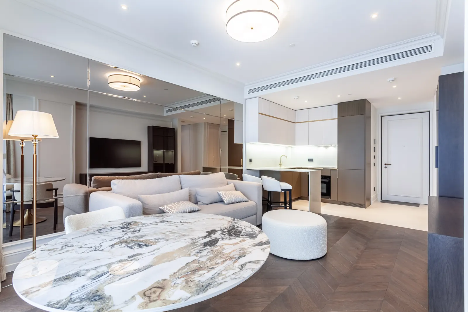 2-комнатная квартира 51,5 м² в ЖК «Поклонная 9»