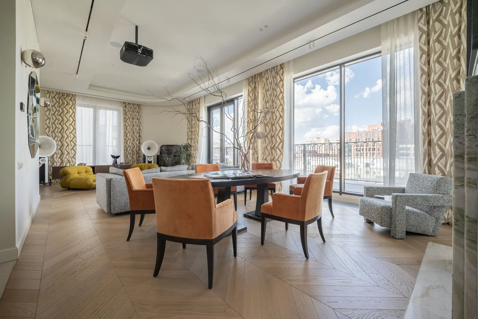 4-комнатная квартира 214,7 м² в ЖК «ЖК Магнум»