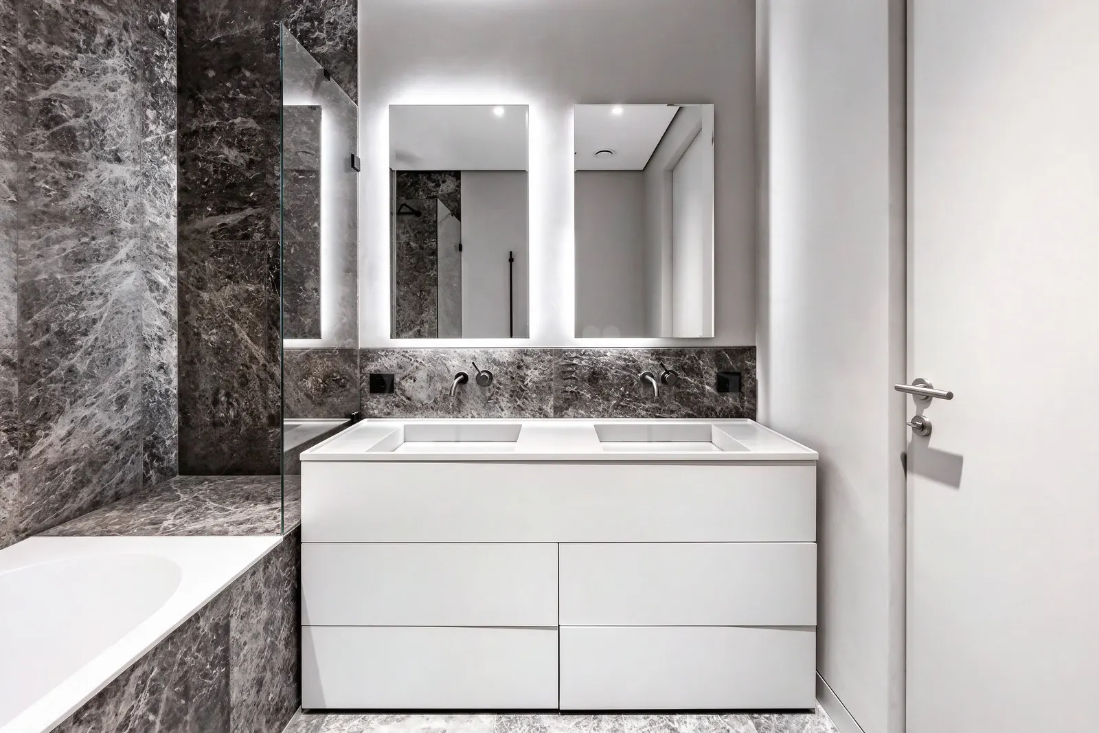 4-комнатная квартира 167,2 м² в ЖК «Victory Park Residences (Виктори Парк Резиденсез)»