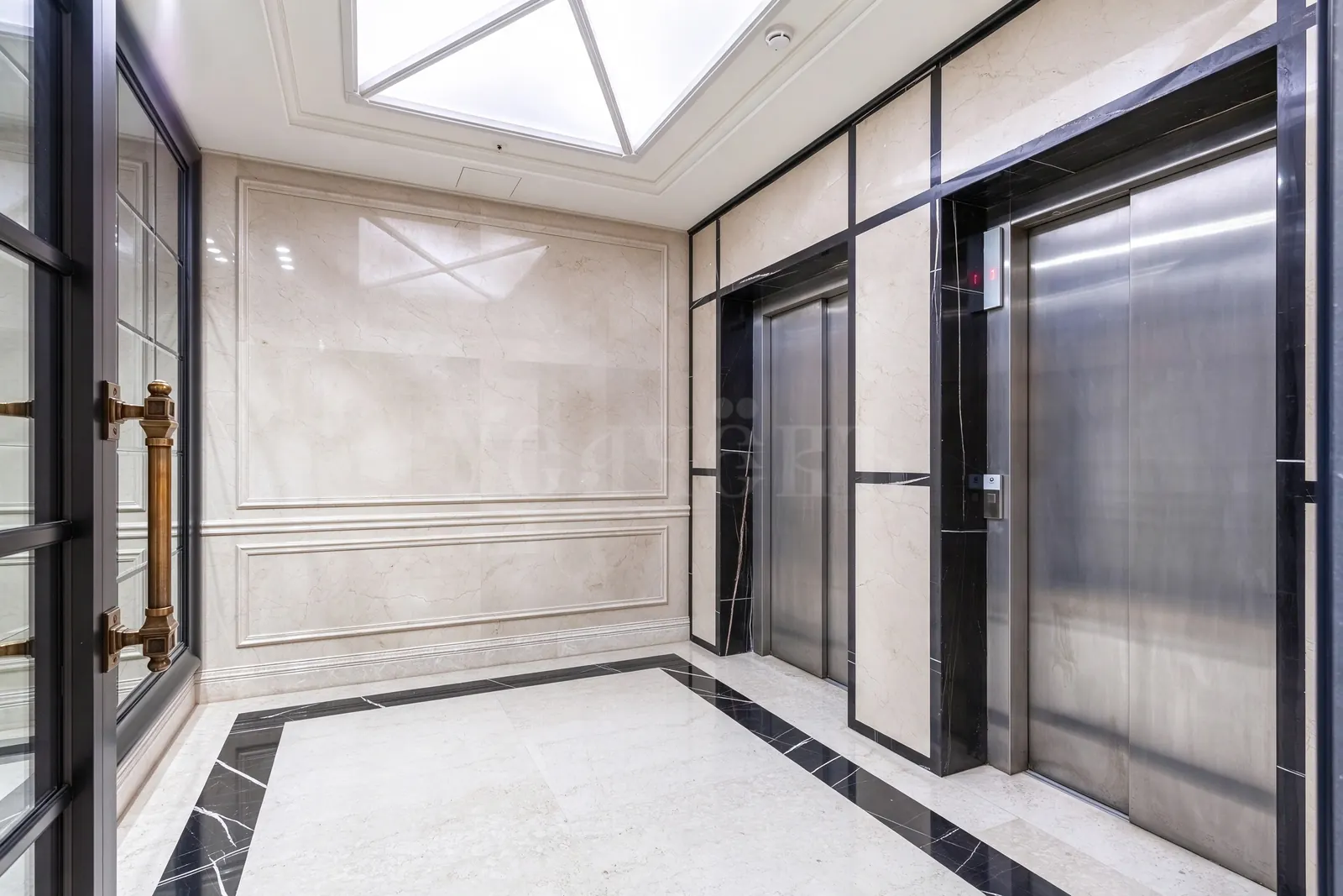 Квартира 452,6 м² в ЖК «Симфония набережных»