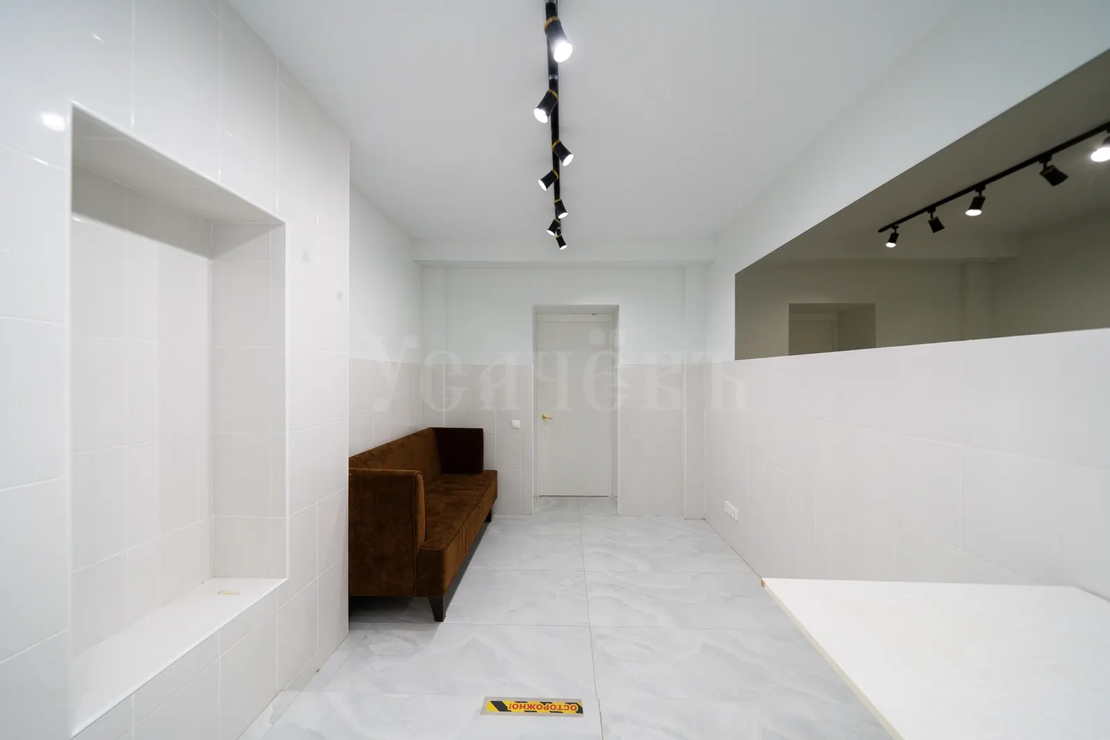 Коммерческое помещение 100 м²