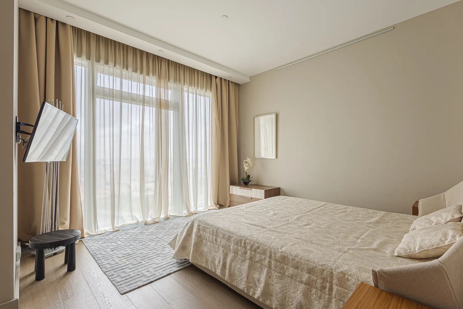 3-комнатная квартира 190 м² в ЖК «Город Столиц»