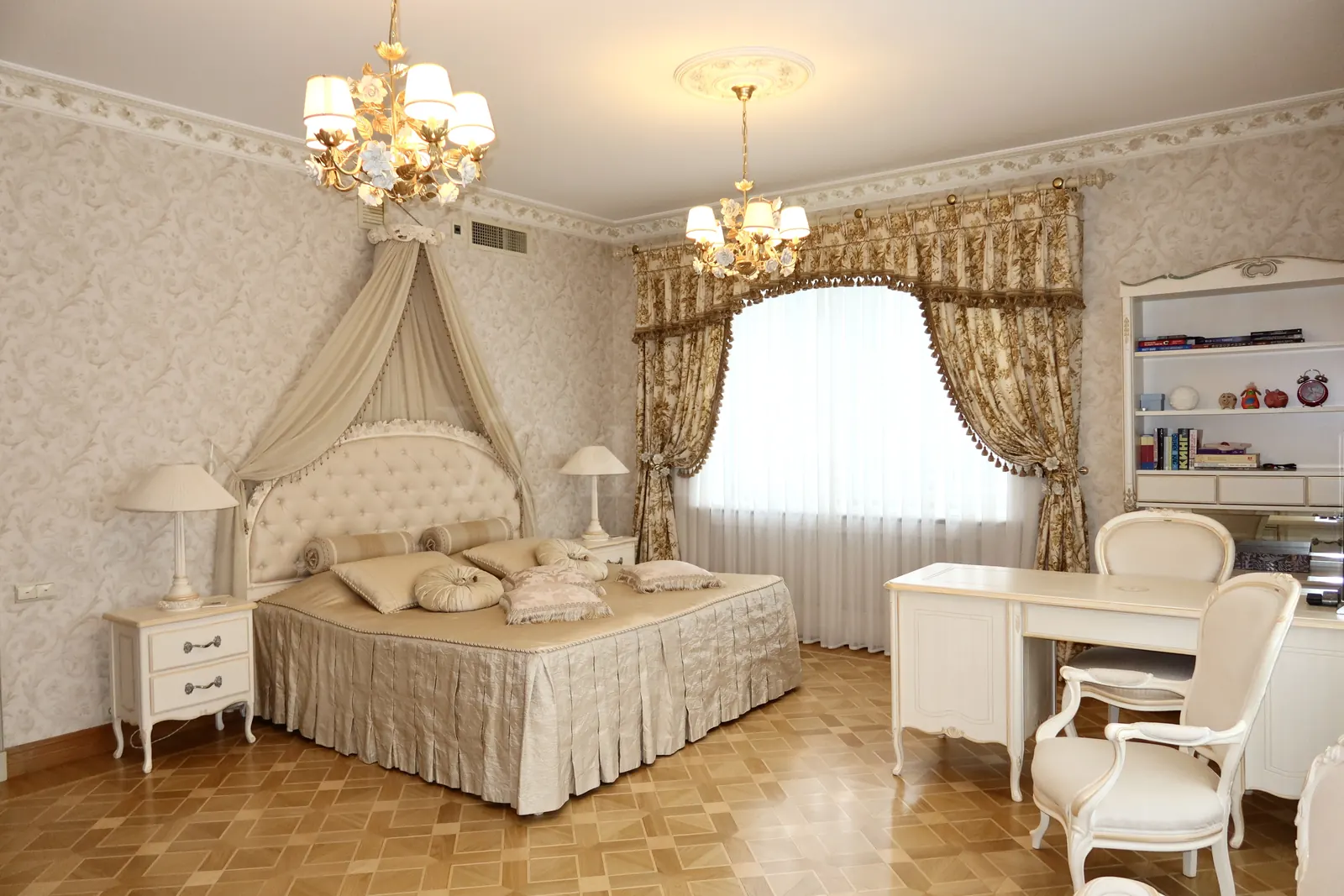 Загородный дом 2 000 м² в районе Истра г