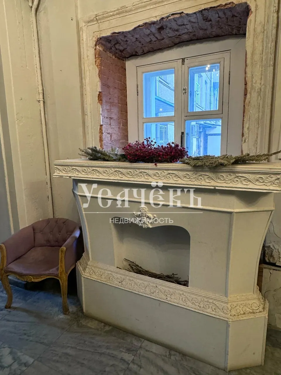 Коммерческое помещение 3 299,8 м²