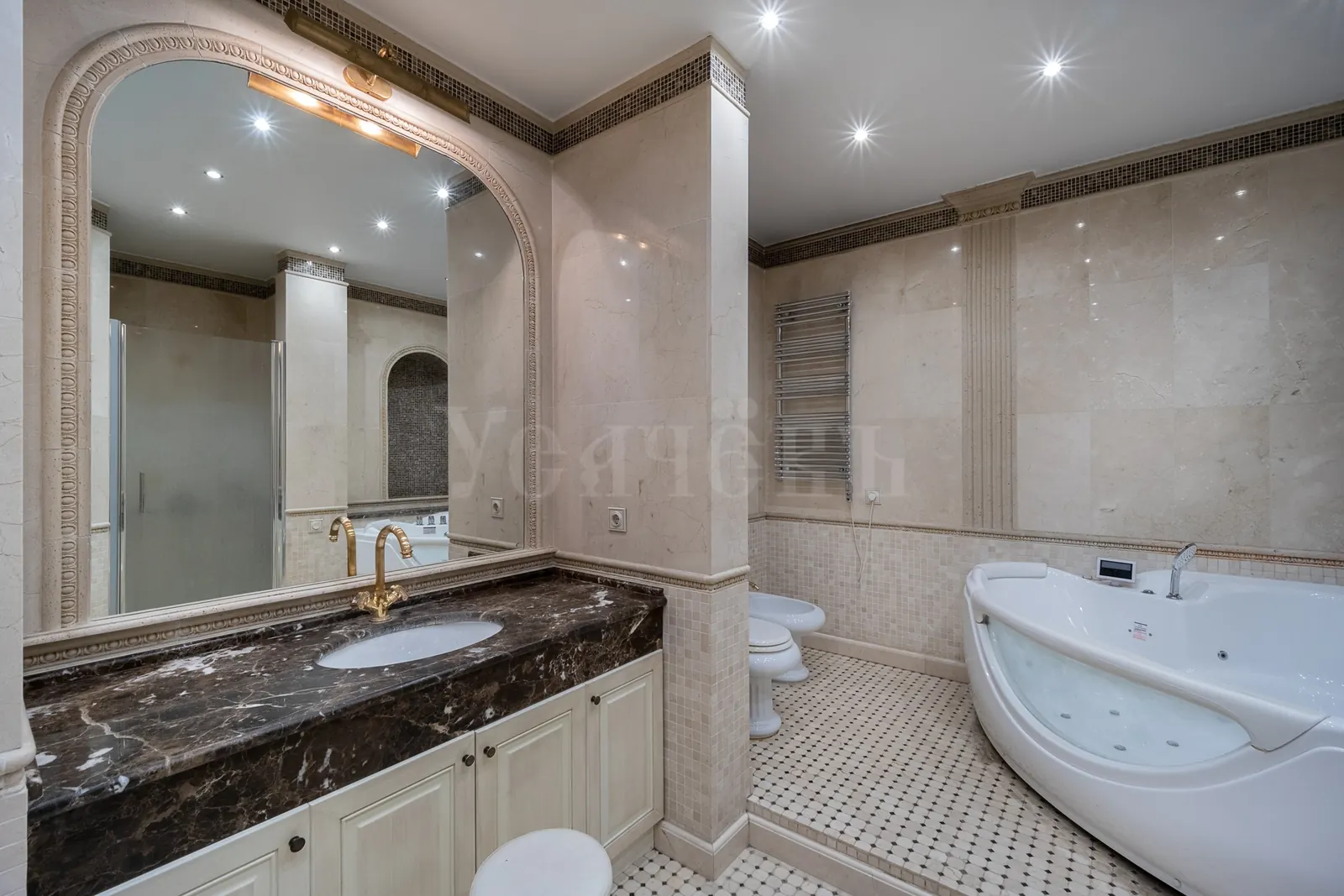 4-комнатная квартира 197,6 м² в ЖК «Корона Эйр»