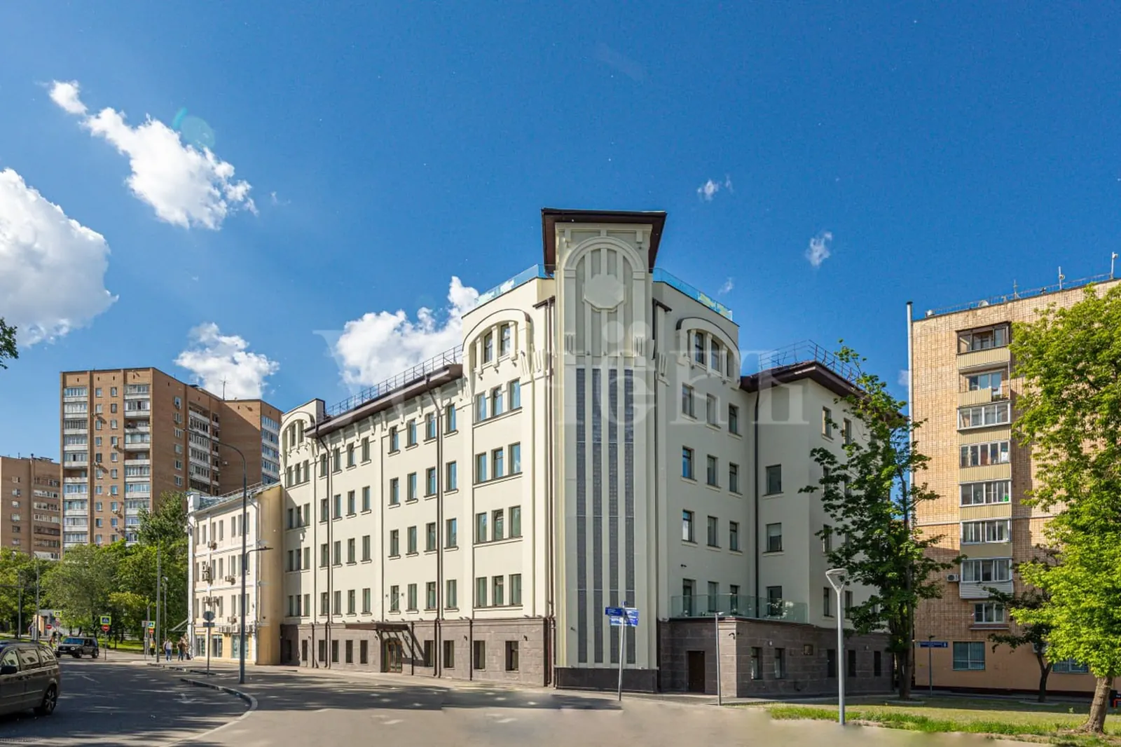 Коммерческое помещение 4 130 м² в ЖК «Достоевский»