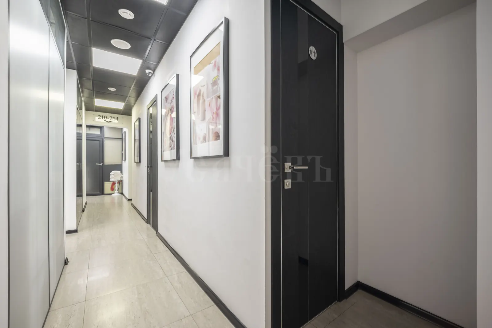 Коммерческое помещение 490 м²