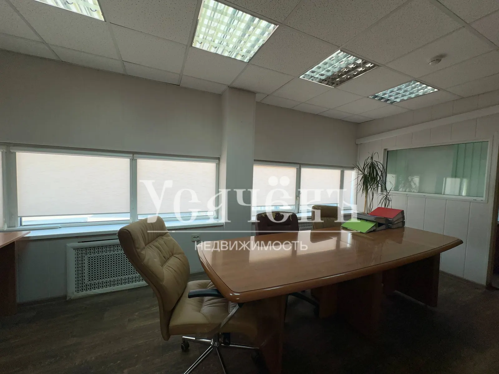 Коммерческое помещение 1 335,7 м²