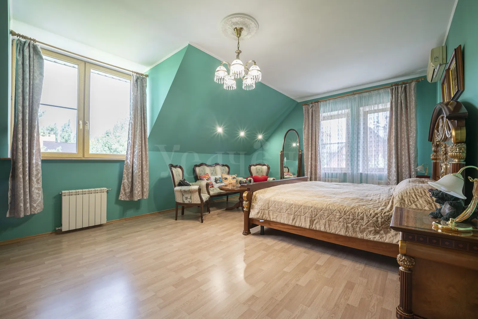 Загородный дом 454,9 м²