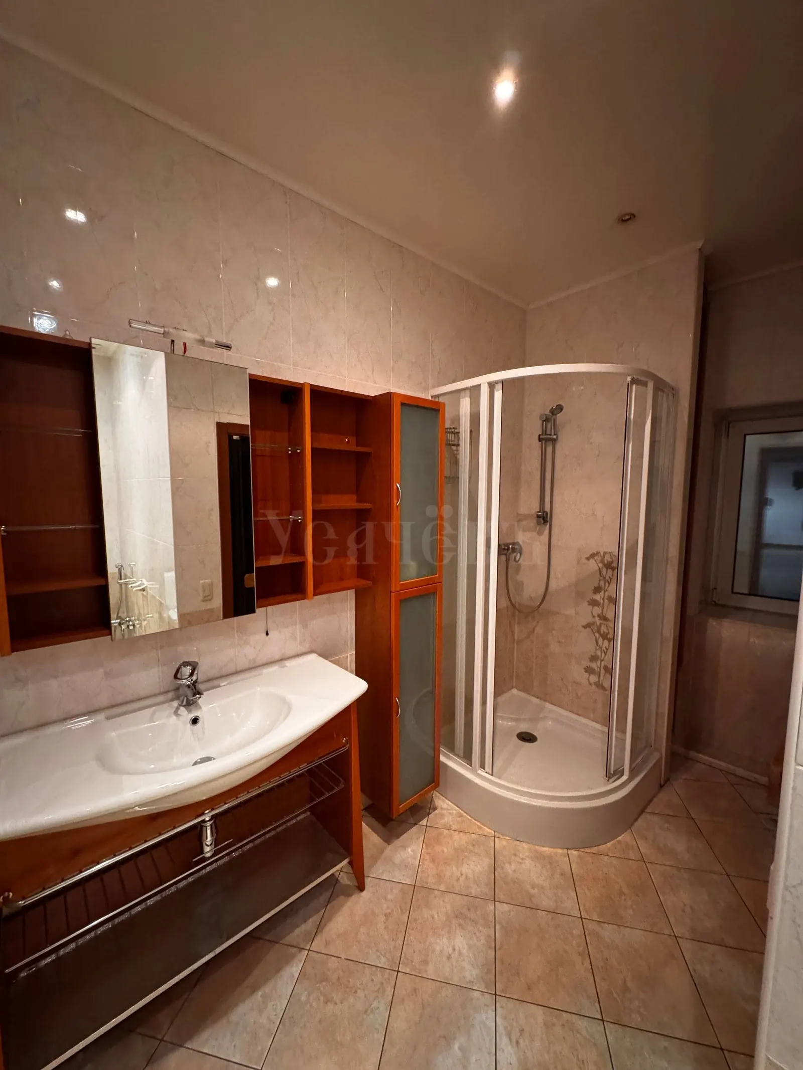 4-комнатная квартира 249,8 м²