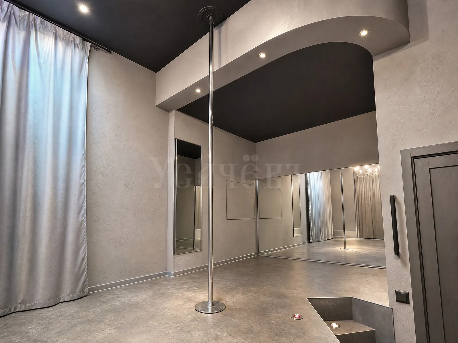 Коммерческое помещение 328 м²