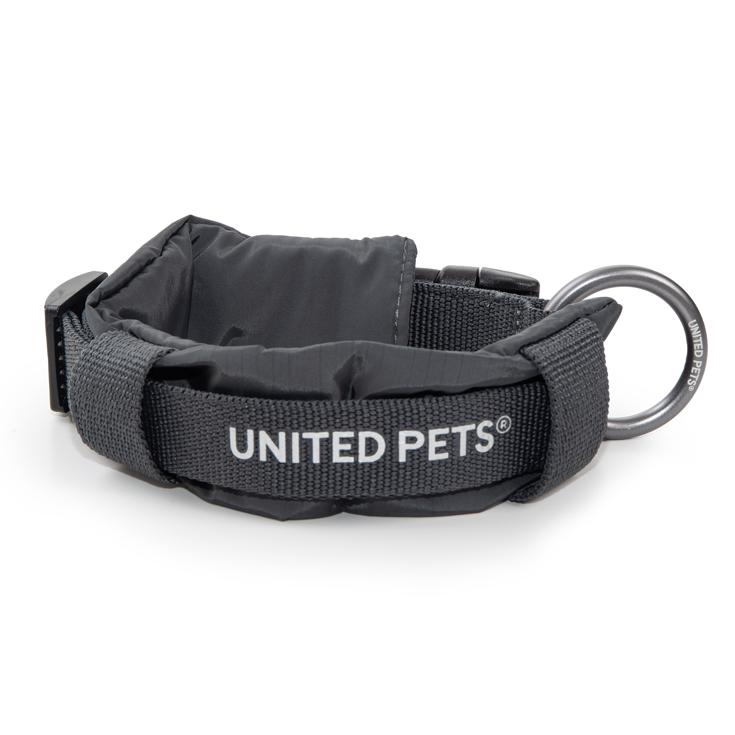 Ошейник United Pets с мягкой подкладкой для собак Citylife M 20 x 35-50 см черный Ошейник United Pets с мягкой подкладкой для собак Citylife M 20 x 35-50 см черный