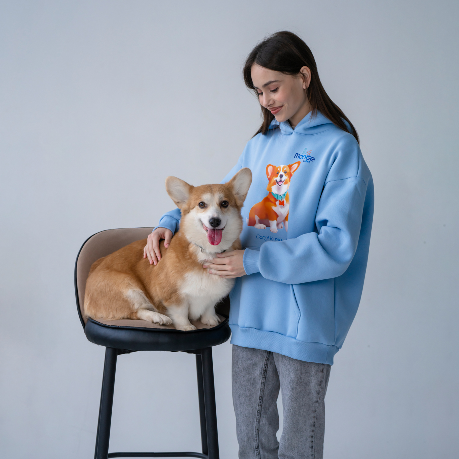 Худи AVALON корги голубого цвета  Monge Gift M