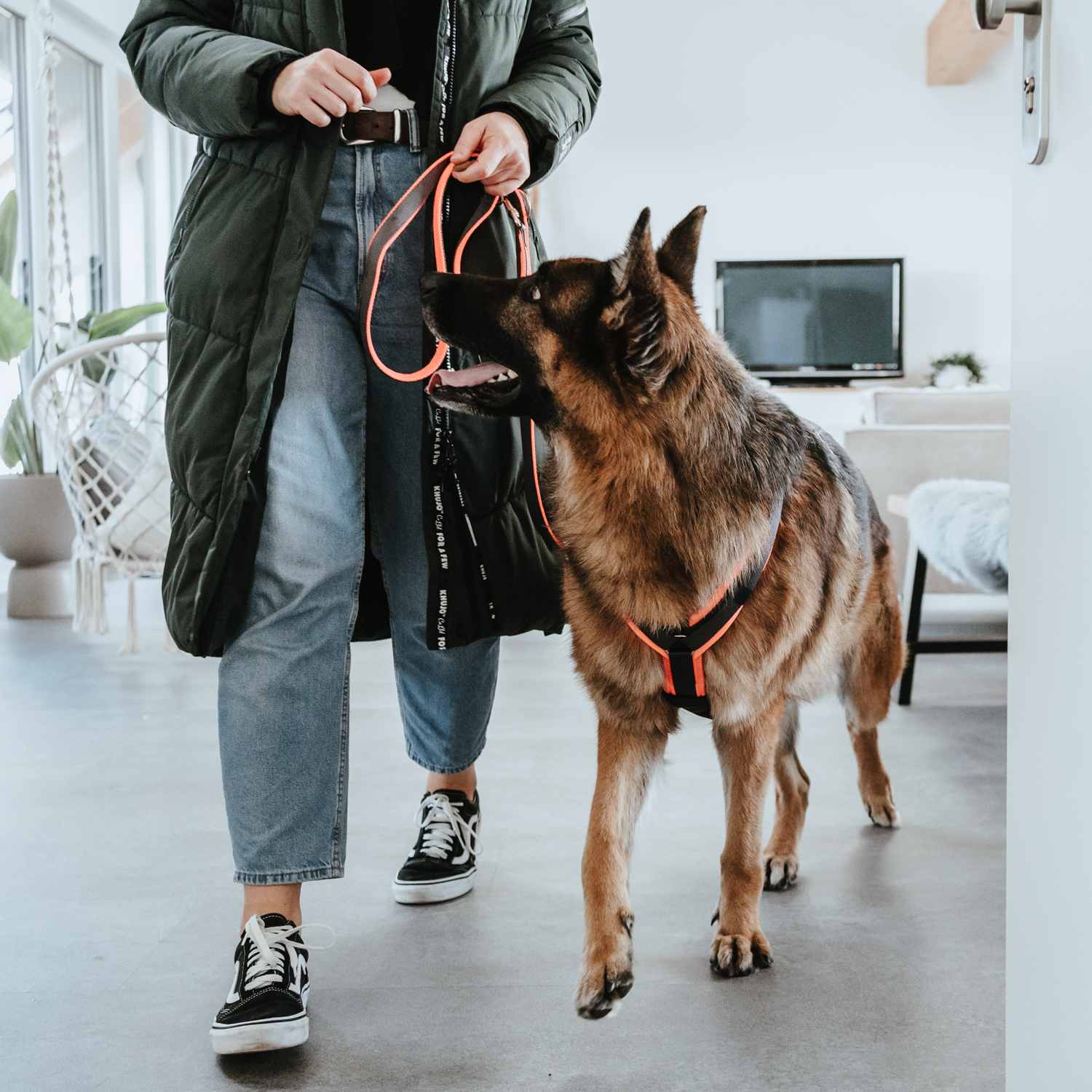 Hunter шлейка для собак Safety Maldon M (50-84 / 53-71 / 2,5 см) с ручкой, нейлон, оранжевый/серый СКИДКА 50%