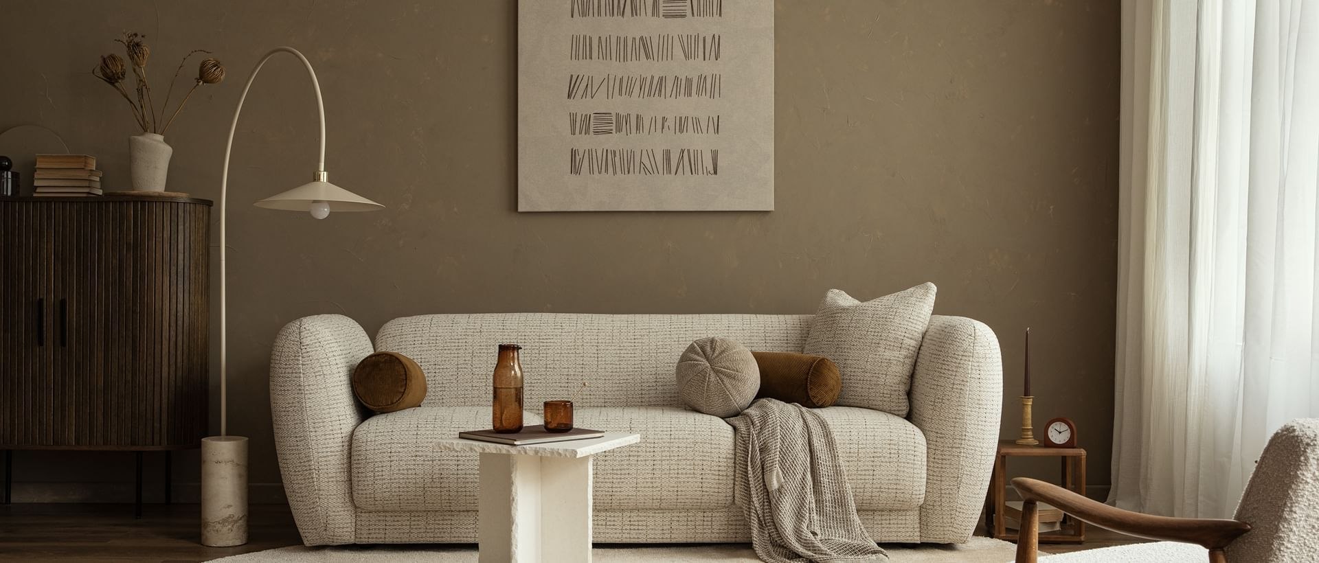 Современная кухня в премиальной квартире