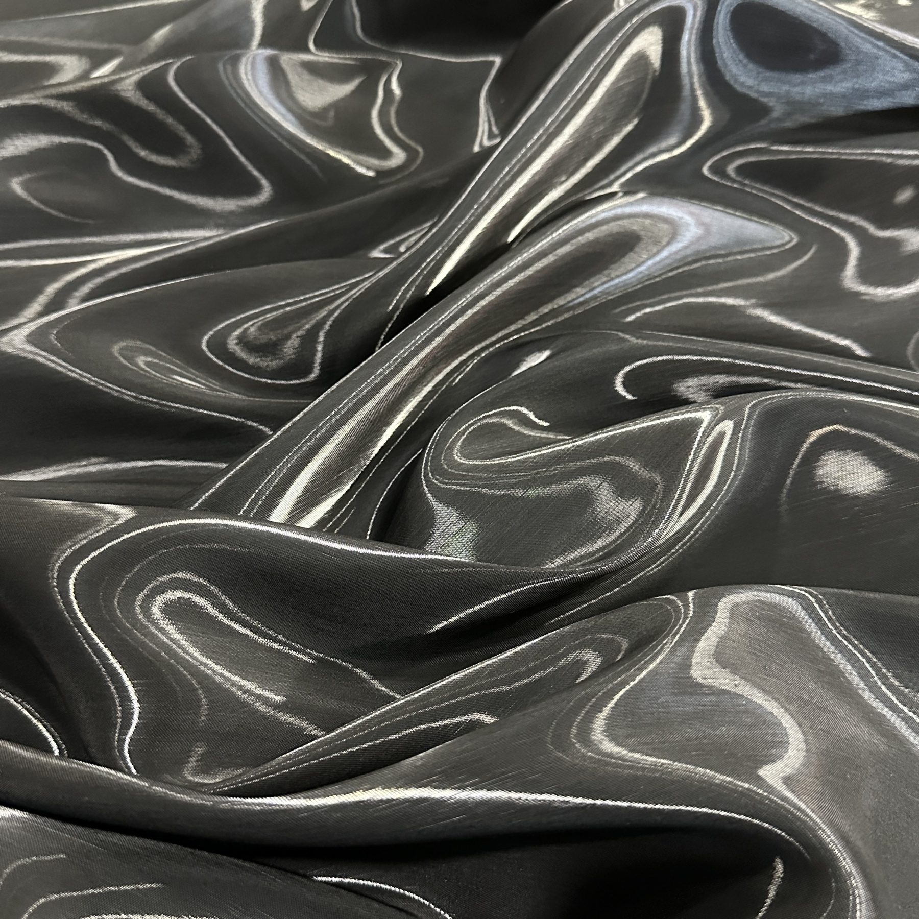 Жидкий металл, графит