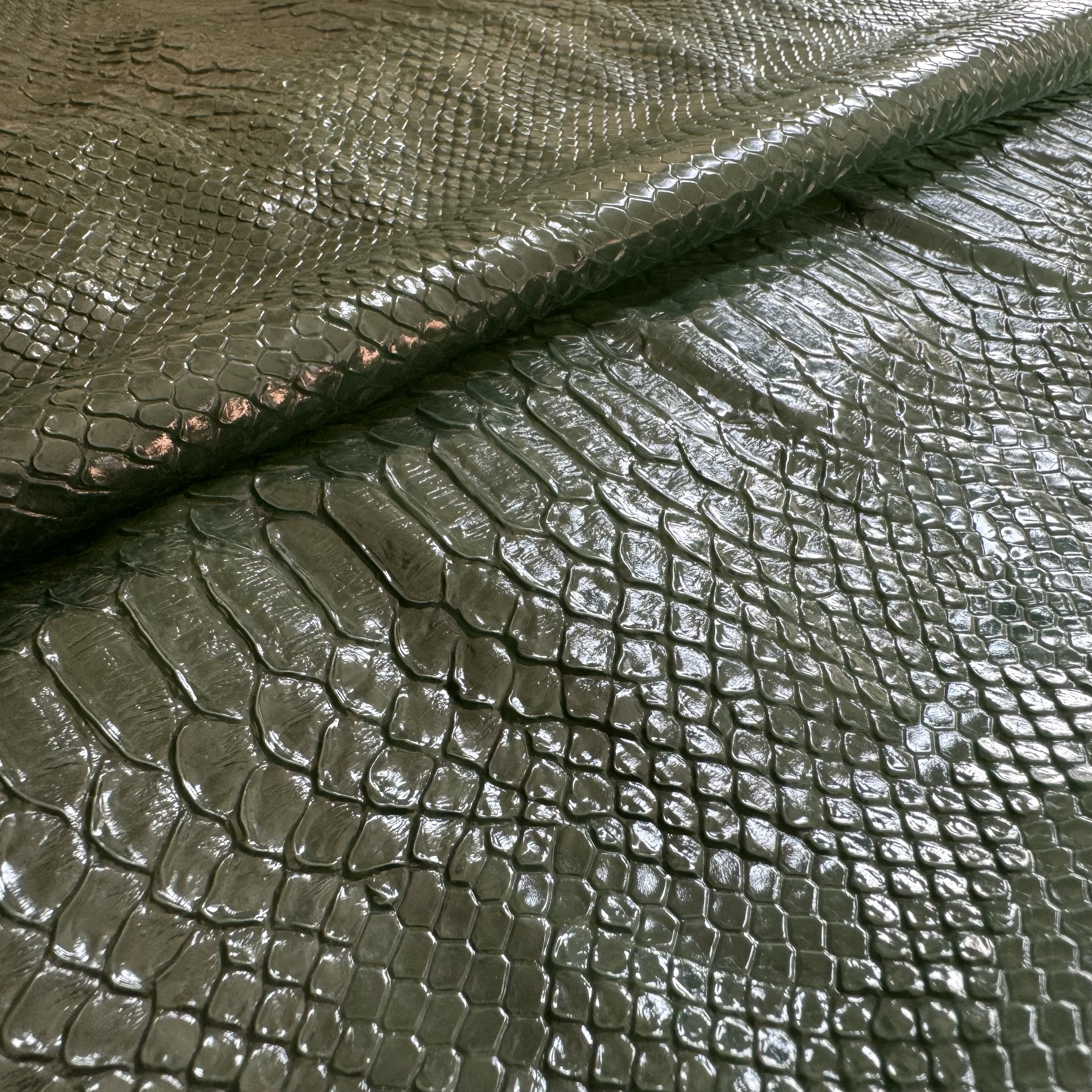 ТПУ пленка змея, зеленый