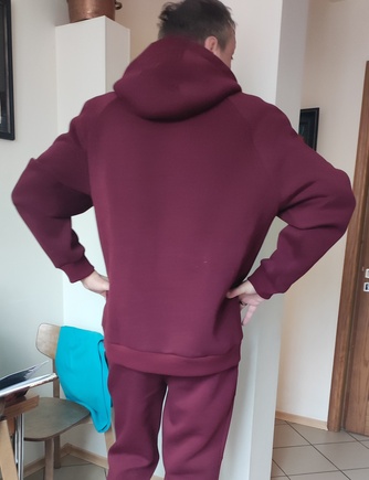 Отличное худи большого объёма!