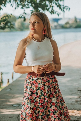 
                             
                                Топ Вероника.
                                Обложка отзыва пользователя Пользователь 188753
                             
                        