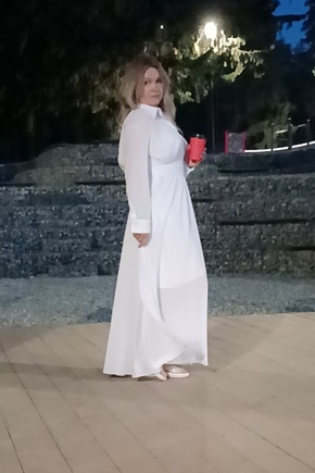 Великолепно