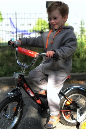 Классный худи!