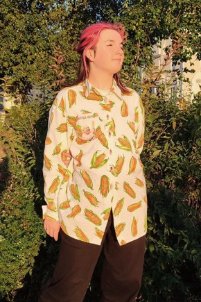 Свободная отличная рубашка