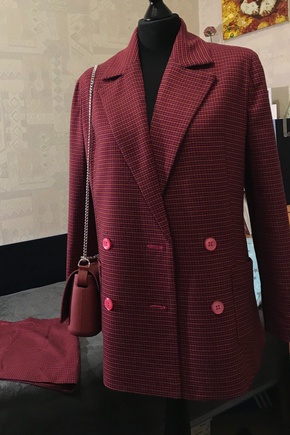 Невероятный!