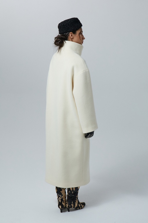 Gwendoline coat