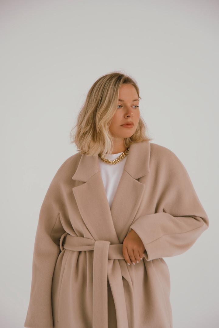 2. Марафон по пошиву пальто Алессандра