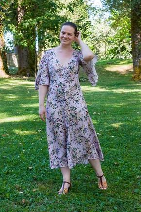 Нежное чайное платье