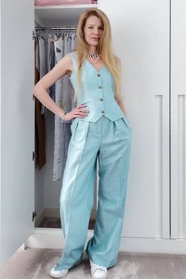 
                             
                                Брюки Дафна.
                                Обложка отзыва пользователя Елена Зырянова
                             
                        