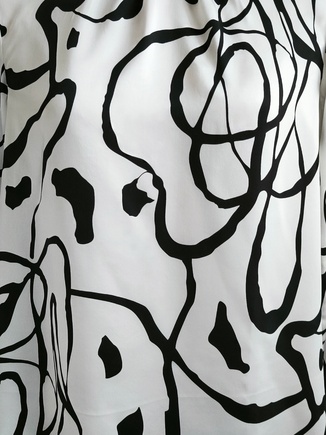 Блузка шикарная!