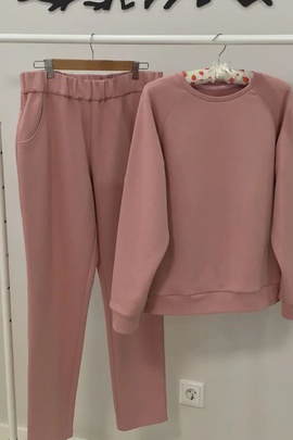 
                             
                                Джемпер Ника.
                                Обложка отзыва пользователя Айгуль
                             
                        