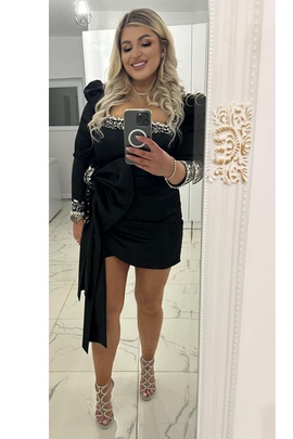 
                             
                                Эстелла платье.
                                Обложка отзыва пользователя Пользователь 124163
                             
                        