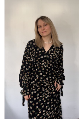 
                             
                                Платье Челси.
                                Обложка отзыва пользователя Евгения Пузанкова
                             
                        