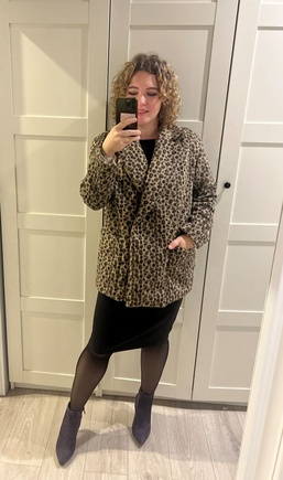 Идеальное, легкое в пошиве пальто