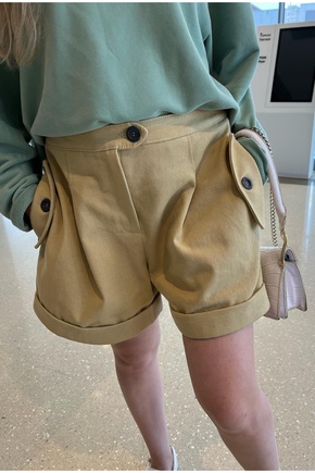 Классные шорты в сафари стиле!)