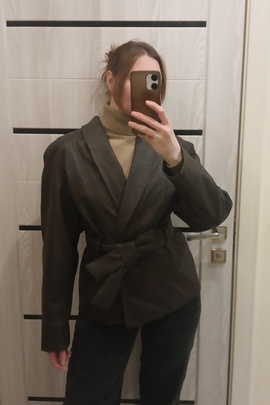 
                             
                                Мелиора куртка.
                                Обложка отзыва пользователя Пользователь 477792
                             
                        