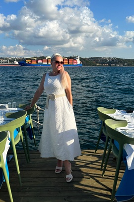 
                             
                                Лисбет платье.
                                Обложка отзыва пользователя Пользователь 284566
                             
                        